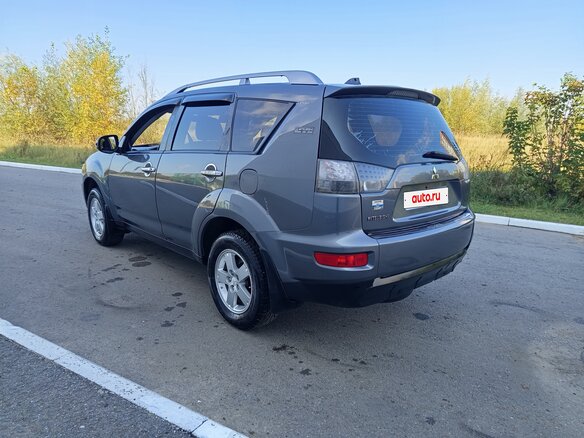 2010 Mitsubishi Outlander II Рестайлинг, серый - вид 18
