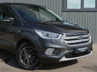 2018 Ford Kuga II Рестайлинг, серый, 1529888 рублей, вид 5