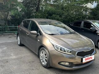 2015 Kia Ceed II, коричневый, 1050000 рублей, вид 3
