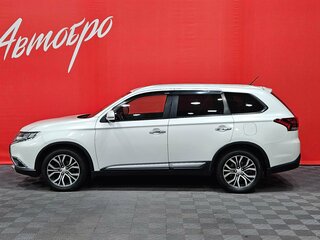 2015 Mitsubishi Outlander III Рестайлинг 2, белый, 1675000 рублей, вид 2