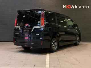 2019 Toyota Esquire I Рестайлинг, чёрный, 2370000 рублей, вид 5