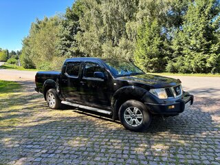 2007 Nissan Navara (Frontier) III (D40), чёрный, 980000 рублей, вид 2
