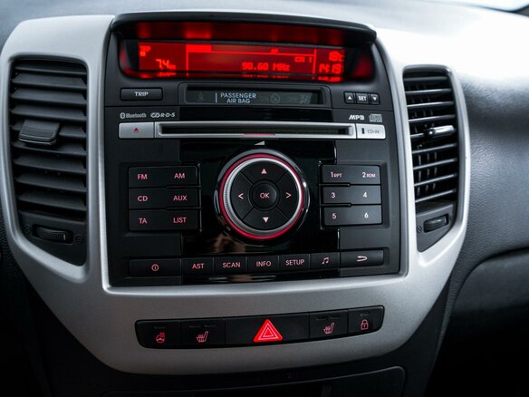 2014 Kia Venga I Рестайлинг, белый, 1220000 рублей - вид 14