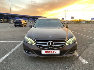 2013 Mercedes-Benz E-Класс 200 IV (W212, S212, C207) Рестайлинг, коричневый, 2100000 рублей, вид 1