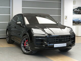 2026 Porsche Cayenne GTS Coupé III Рестайлинг, чёрный, 31219000 рублей, вид 5