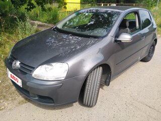 2004 Volkswagen Golf V, белый, 500000 рублей, вид 2