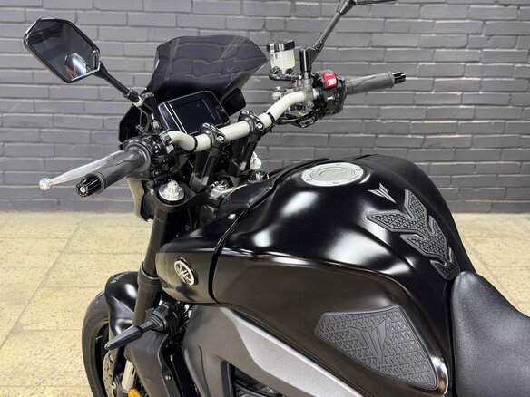 2021 Yamaha MT-09 (FZ-09), чёрный, 1055000 рублей - вид 13