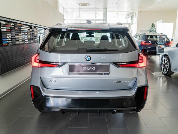 2026 BMW X1 25Li xDrive III (U11/U12), серый - вид 5