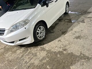 2006 Honda Edix, белый, 400000 рублей, вид 3
