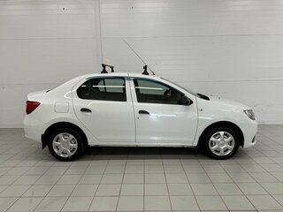 2017 Renault Logan II, белый, 780000 рублей, вид 4