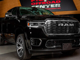 2026 Ram 1500 Crew Cab V Рестайлинг, чёрный, 11748000 рублей, вид 2