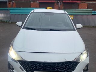 2020 Hyundai Solaris II Рестайлинг, белый, 865000 рублей, вид 1