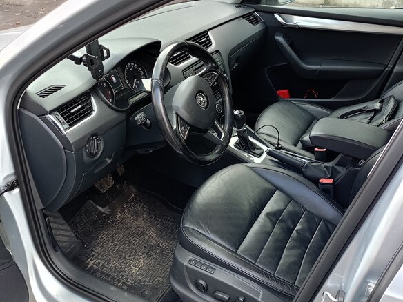 2014 Skoda Octavia III (A7), серебристый, 1500000 рублей - вид 5