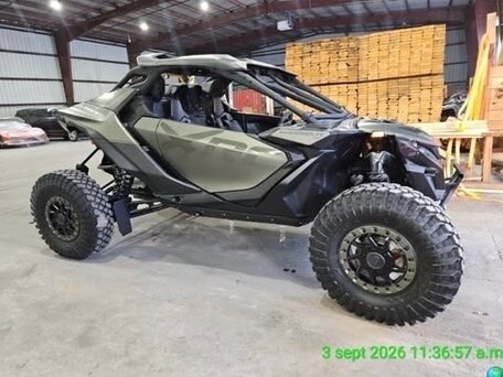2026 BRP Can-Am Maverick X RC Turbo RR, серый, 6100000 рублей, вид 2