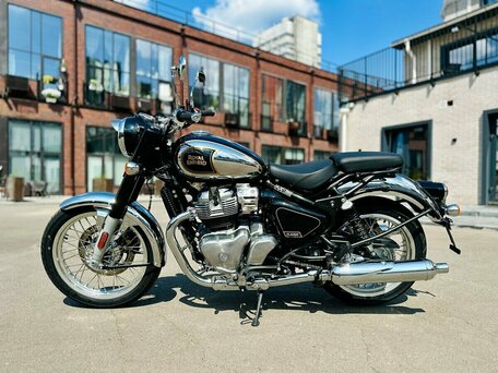2026 Royal Enfield Classic 650, чёрный, 714000 рублей, вид 4