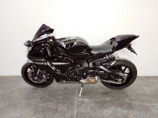 2024 Yamaha YZF-R1, чёрный, 2049000 рублей, вид 1
