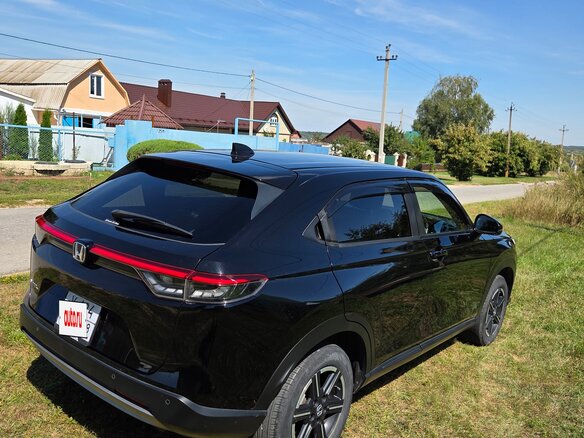 2022 Honda Vezel II, чёрный, 2400000 рублей - вид 3