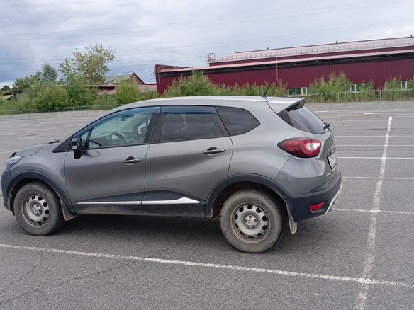 2017 Renault Kaptur I, серый, 1200000 рублей