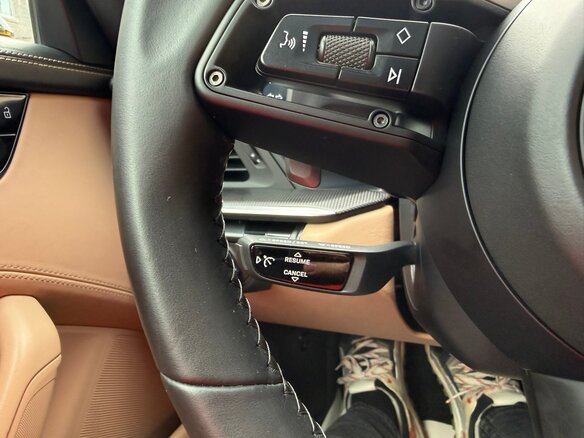 2019 Porsche 911 Carrera 4S VIII (992), чёрный - вид 32