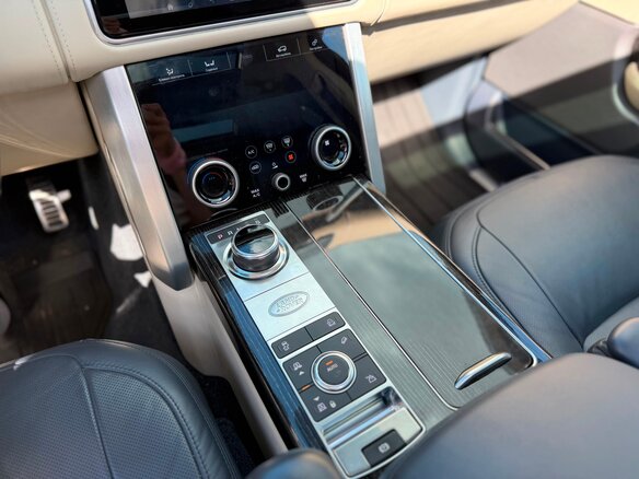 2020 Land Rover Range Rover IV Рестайлинг, синий, 9850000 рублей - вид 21