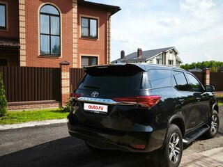 2020 Toyota Fortuner II Рестайлинг, чёрный, 3200000 рублей, вид 4