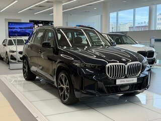 2025 BMW X5 Long 30Li IV (G05/G18) Рестайлинг, чёрный, 9190000 рублей, вид 3
