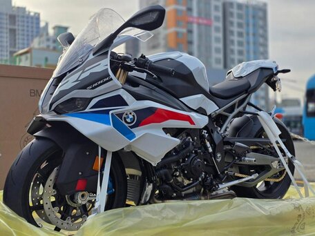 2025 BMW S 1000 RR, белый, 3300000 рублей, вид 1