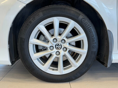 2021 Toyota Camry VIII (XV70) Рестайлинг, белый, 2725000 рублей, вид 5