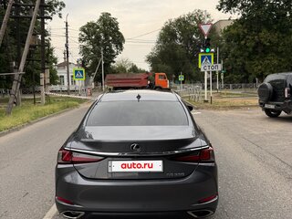 2019 Lexus ES 350 VII, серый, 3450000 рублей, вид 2