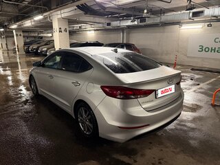 2017 Hyundai Elantra VI (AD), серый, 1700000 рублей, вид 4