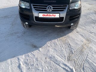 2007 Volkswagen Touareg I Рестайлинг, чёрный, 1220000 рублей, вид 1