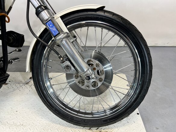 1980 Harley-Davidson Dyna Wide Glide, белый, 1500000 рублей - вид 13