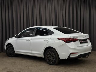 2018 Hyundai Solaris II, белый, 599777 рублей, вид 2