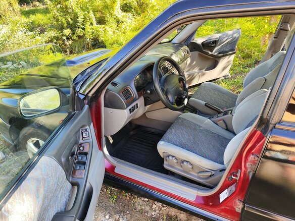 1998 Subaru Forester I, чёрный, 320000 рублей - вид 7