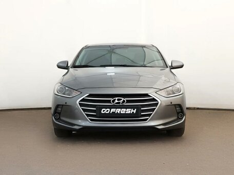 Hyundai Elantra VI (AD)