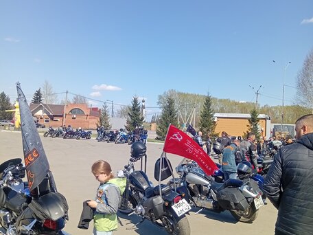 1998 Honda Steed 400, чёрный, 330000 рублей, вид 1