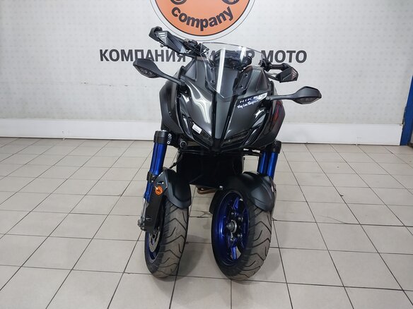 2018 Yamaha Niken, серый, 865000 рублей - вид 2