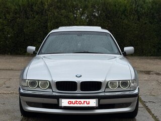 2000 BMW 7 серии 728i III (E38) Рестайлинг, серебристый, 850000 рублей, вид 3