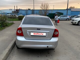 2008 Ford Focus II Рестайлинг, серебристый, 450000 рублей, вид 5