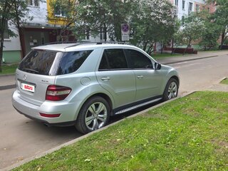 2008 Mercedes-Benz M-Класс 320 II (W164) Рестайлинг, серебристый, 1280000 рублей, вид 1