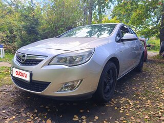2011 Opel Astra J, серебристый, 760000 рублей, вид 2