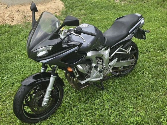 2005 Yamaha FZ6, серый, 350000 рублей