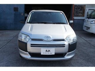 2019 Toyota Probox I Рестайлинг, серебристый, 920000 рублей, вид 2