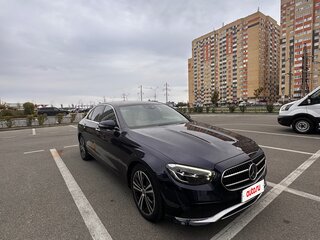 2022 Mercedes-Benz E-Класс 250 V (W213, S213, C238) Рестайлинг, синий, 6500000 рублей, вид 2