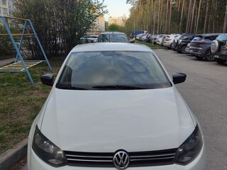 2014 Volkswagen Polo V, белый, 565000 рублей, вид 3