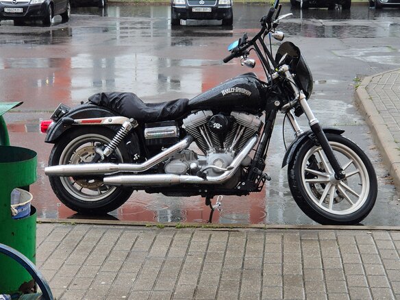 2007 Harley-Davidson Dyna Super Glide, чёрный, 520000 рублей - вид 2