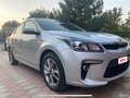 2020 Kia Rio IV, серебристый, 1700000 рублей