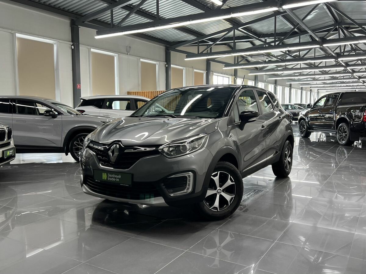 Открыть фотографии: Renault Kaptur I Рестайлинг