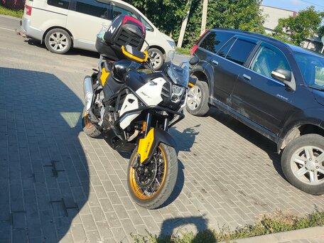 2026 QJMotor SVT 650 X, жёлтый, 550000 рублей, вид 2