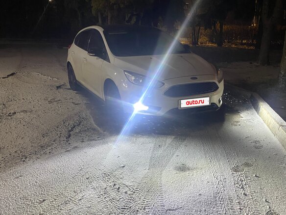 2017 Ford Focus III Рестайлинг, белый, 900000 рублей - вид 6